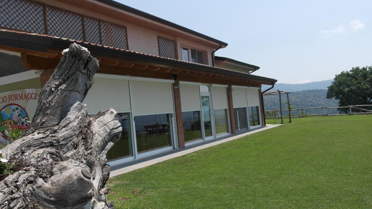 Agriturismo Fattoria Monte Baldo Vista Lago 卡普里诺韦罗内塞 外观 照片