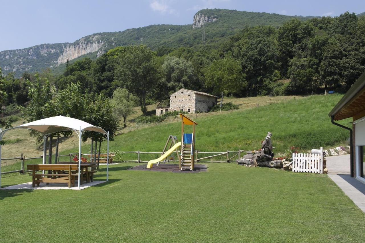 Agriturismo Fattoria Monte Baldo Vista Lago 卡普里诺韦罗内塞 外观 照片