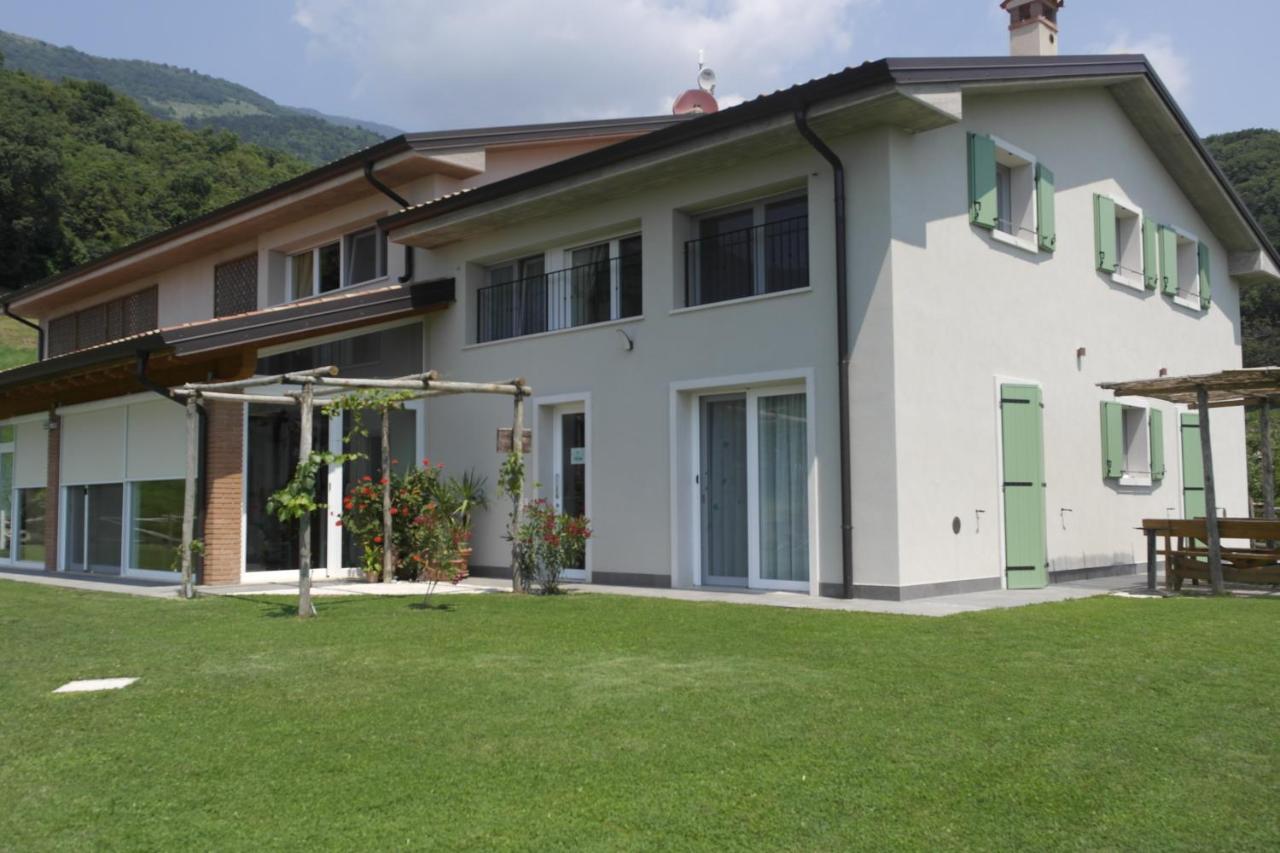 Agriturismo Fattoria Monte Baldo Vista Lago 卡普里诺韦罗内塞 外观 照片
