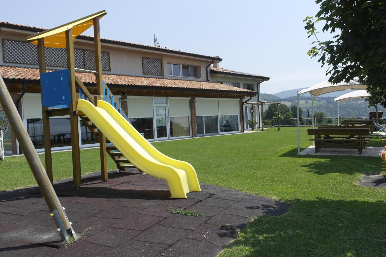 Agriturismo Fattoria Monte Baldo Vista Lago 卡普里诺韦罗内塞 外观 照片