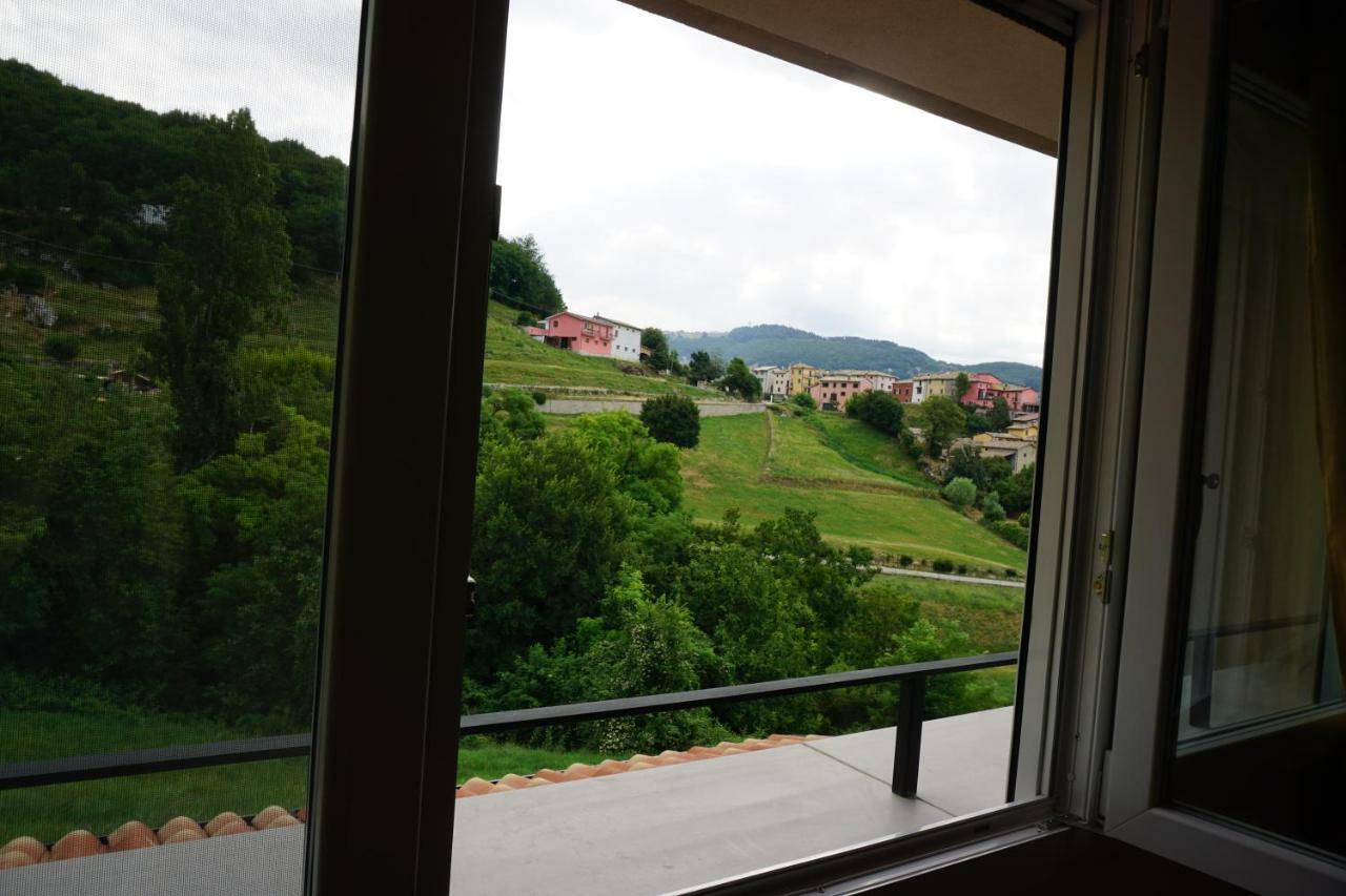 Agriturismo Fattoria Monte Baldo Vista Lago 卡普里诺韦罗内塞 外观 照片