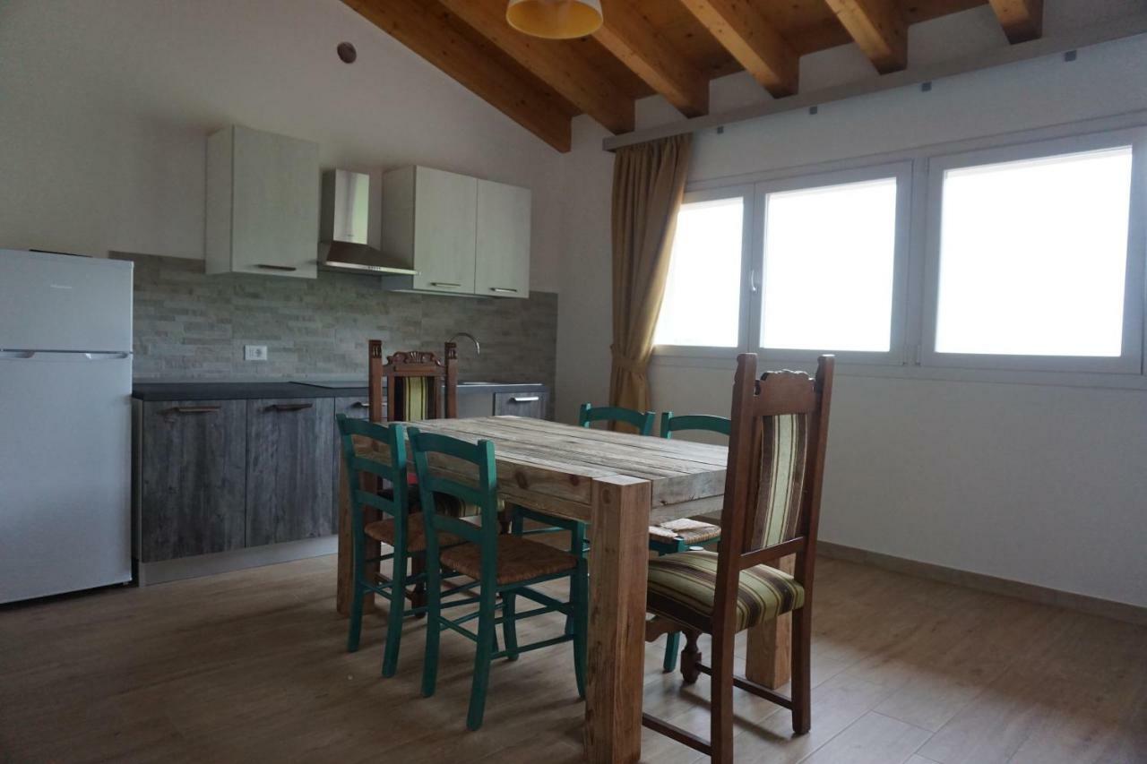 Agriturismo Fattoria Monte Baldo Vista Lago 卡普里诺韦罗内塞 外观 照片